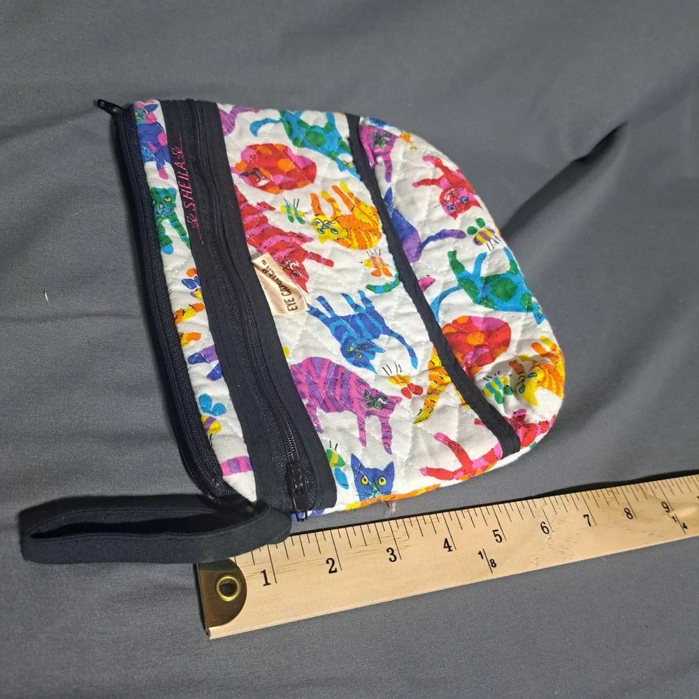 Eye Catcher Quilted Psychedelic Cat Print Zipper Pouch Wristlet Makeup Bag Multi